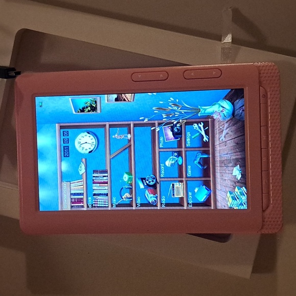 Ematic 7" Color ebook Reader-Pink - Picture 3 of 7
